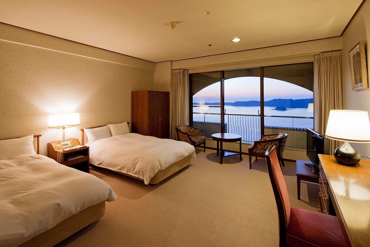 Plaza Awajishima Hotel Minamiawaji Bagian luar foto